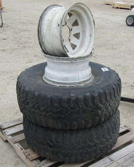 B-830 Big Foot Tires & Wheels