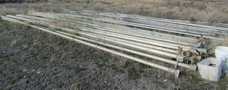 B-821 Irrigation Pipe & Trailer