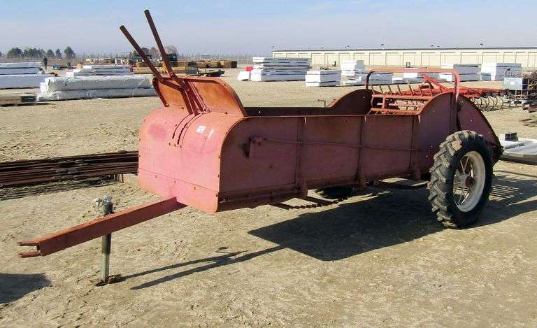 B-267 Manure Spreader