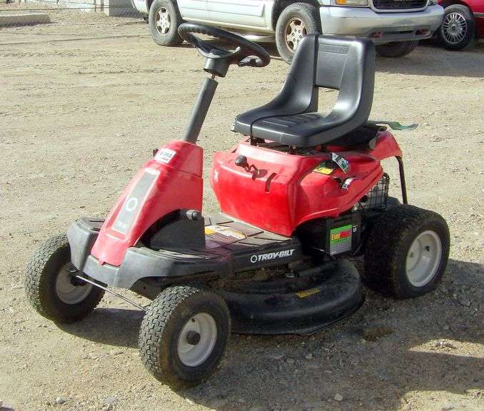 B-992  2019 Troy-Bilt Riding Mower
