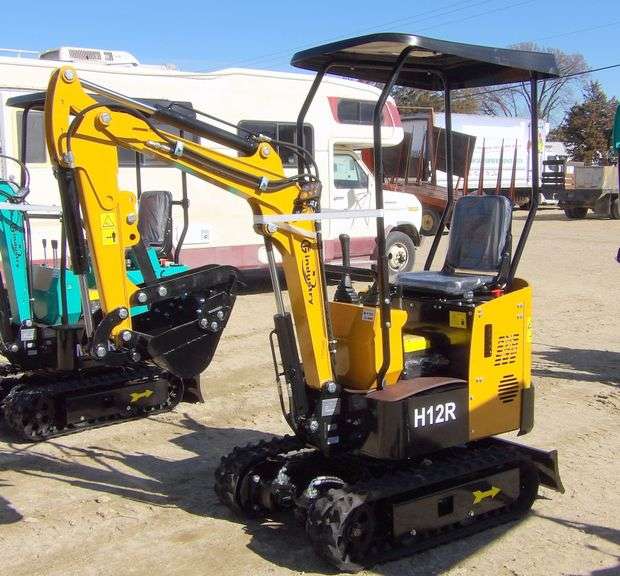 B-1135 CFG Industrial Mini Excavator