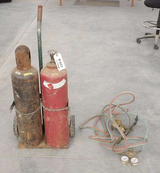 B-657 Oxy-Acetylene Tanks & Torch