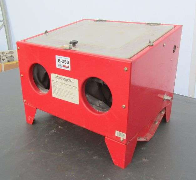 B-350  Central Pneumatic Sand Blast Cabinet