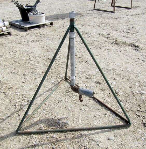 B-1128  Tripod Sprinkler Frame