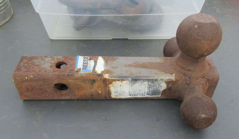 B-252  Reese Hitch + Shop Stock