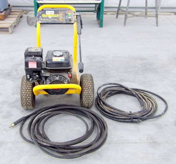 B-701 DeWalt Gas Powered Pressure Washer