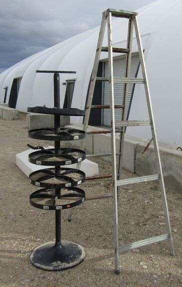 B-948  Ladder & Organizer
