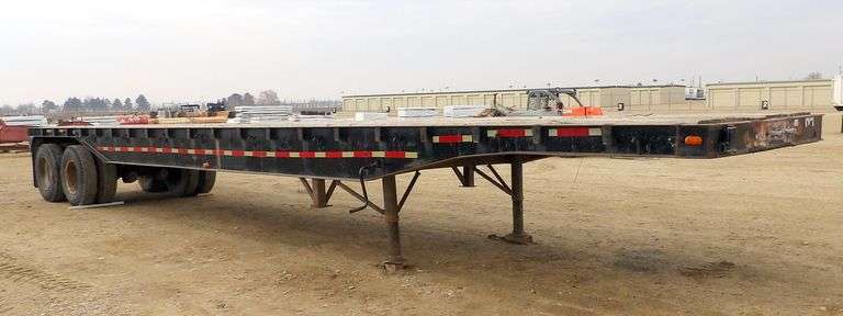 B-198  1975 COMN 42' Flatbed Trailer