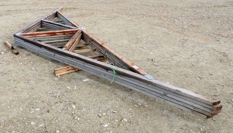 B-720  Wood Trusses (5)