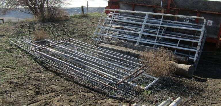 B-824 Panels & Gates & Fencing