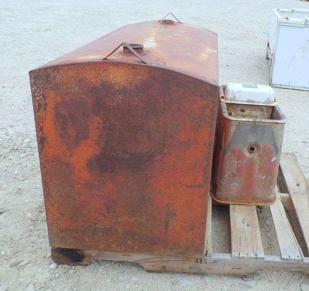 B-1072  Fuel Tank + Auto Water Tank