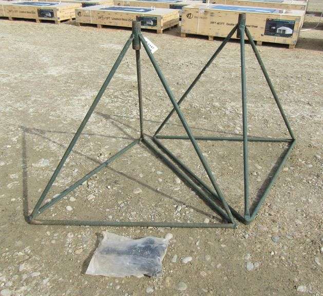 B-1147 Tripod Sprinkler Frames