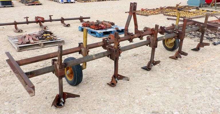 B-1034 5 Row Cultivator