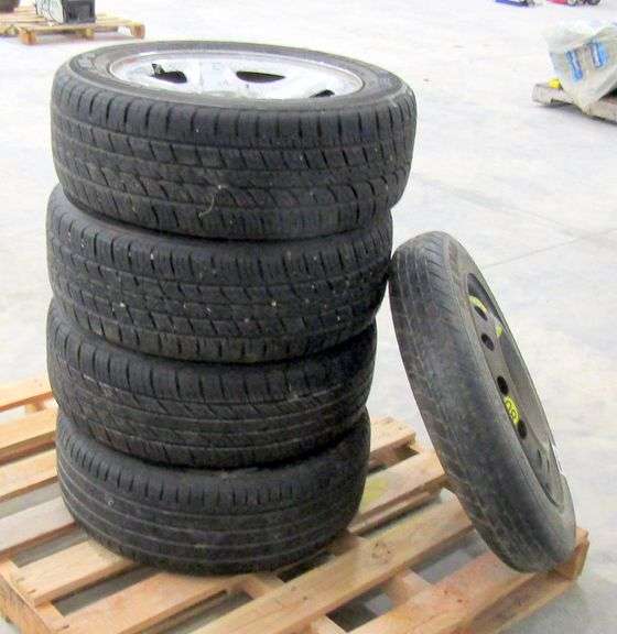 B-914  Tires & Wheels