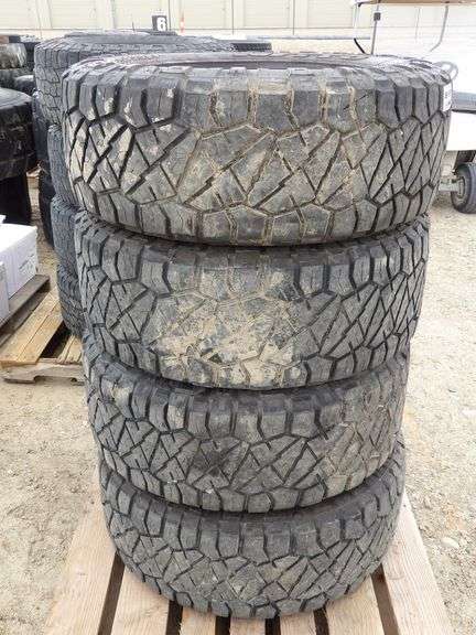 B-995 Nitto Ridge Grappler Tires (4)