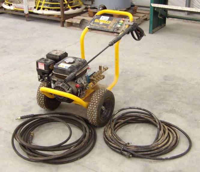 B-701 DeWalt Gas Powered Pressure Washer