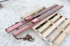 B-1044  Bucket Forks