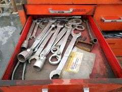 B-581 Rolling Toolbox w/Tools