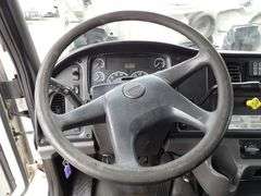 B-765  2005 Freightliner Reefer Truck