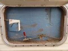 B-925 1992 Sandpiper 5th Wheel Travel Trailer