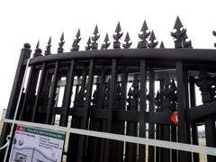 B-168  KJ One Set Metal Driveway Gates 20'x7'