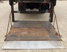 B-765  2005 Freightliner Reefer Truck