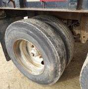 B-198  1975 COMN 42' Flatbed Trailer