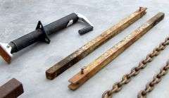 B-427  Jacks & Hitches & Chain