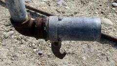 B-1128  Tripod Sprinkler Frame