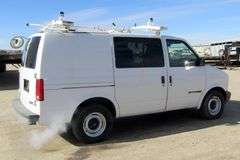 B-692  2000 GMC Safari Utility Van