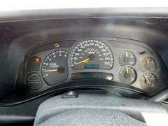 B-579  2004 GMC Sierra 1/2 Ton Pickup