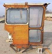 B-418  Hinkler Tractor Cab