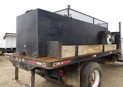 B-739 1991 Ford F-800 Flatbed with Water Tank