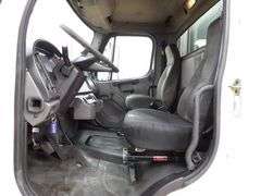 B-765  2005 Freightliner Reefer Truck