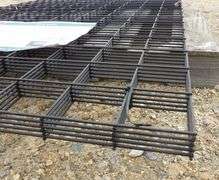 B-172  KJ Wire Mesh Panels 6.6'x3.3'