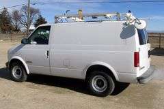 B-692  2000 GMC Safari Utility Van