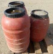 B-592 Plastic Barrels