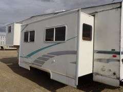 B-930  2001 Prowler 315X Travel Trailer
