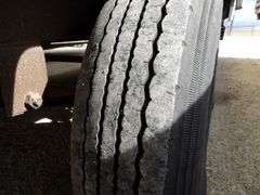 B-925 1992 Sandpiper 5th Wheel Travel Trailer