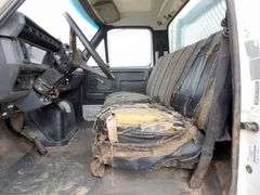 B-739 1991 Ford F-800 Flatbed with Water Tank