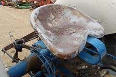 B-1110  Ford Tractor