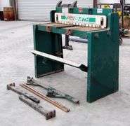 B-425  Tennsmith Metal Shear