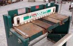B-425  Tennsmith Metal Shear