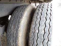 B-850 2003 Utility Van Trailer 32 1/2'