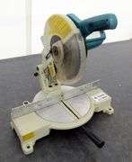 B-1059 Makita 10" Miter Saw