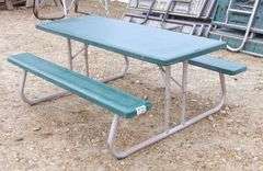 B-751  Lifetime Picnic Table