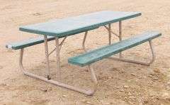 B-760  Lifetime Picnic Table