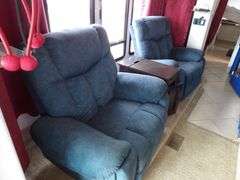 B-136 2004 Gulfstream Atrium 41' Motorhome