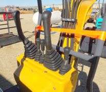 B-1132  CFG Industrial Mini Excavator