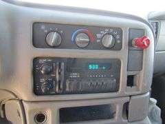 B-692  2000 GMC Safari Utility Van